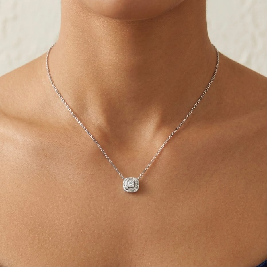 Gargantilha Moissanite Quadrado