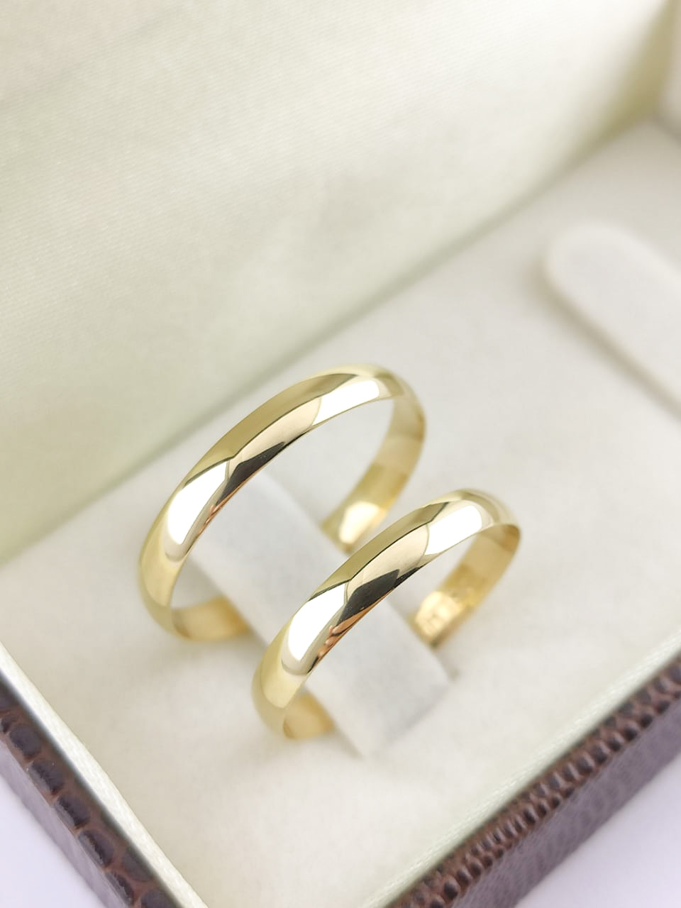 Aliança ouro 18k, 3.5mm, 5g