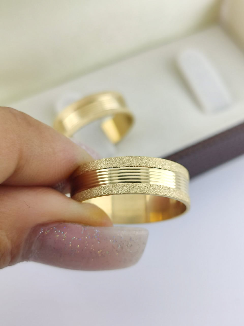 Aliança ouro 18k, 6mm, 10g