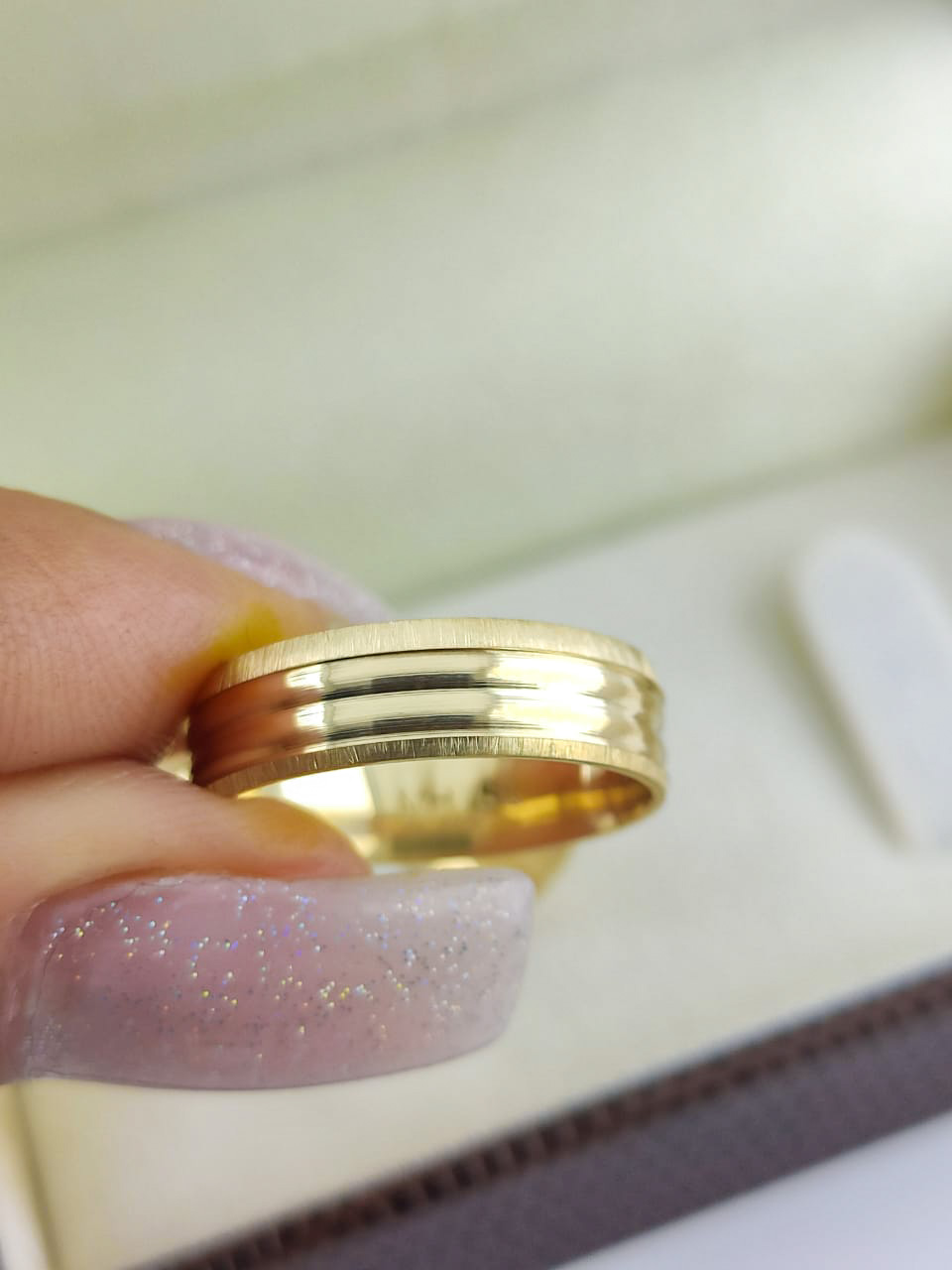 Aliança ouro 18k, 5mm, 8g