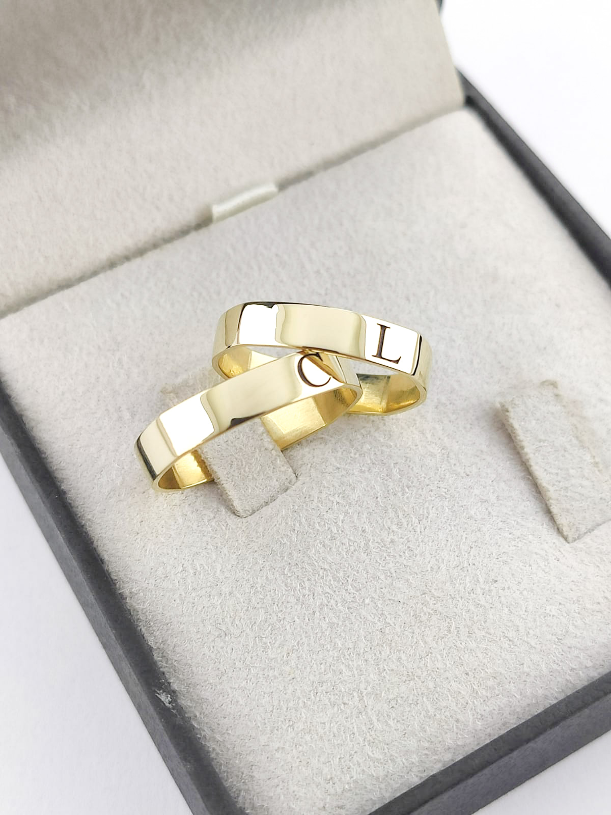 Aliança ouro 18k, 4mm, 6g