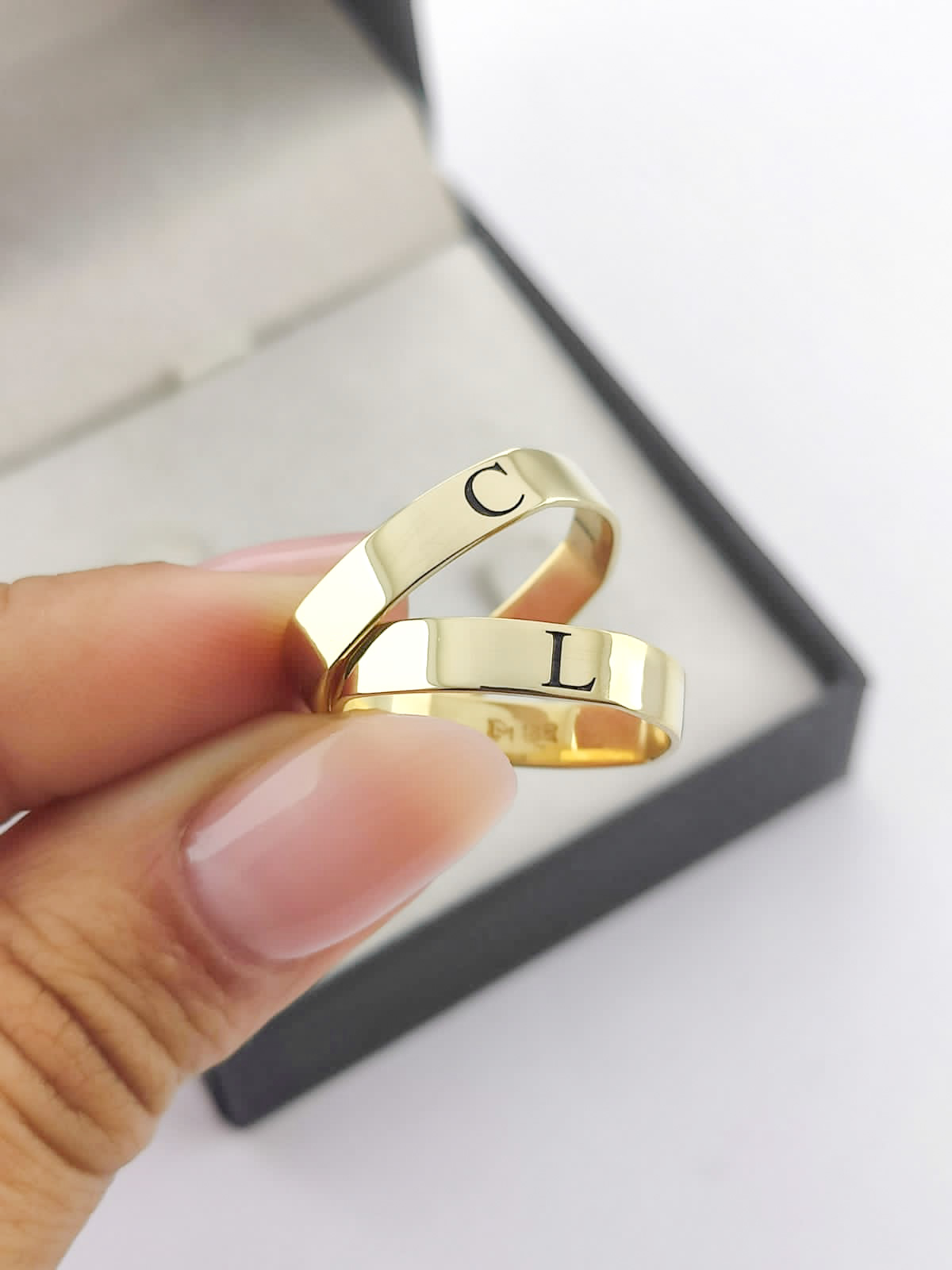 Aliança ouro 18k, 4mm, 6g