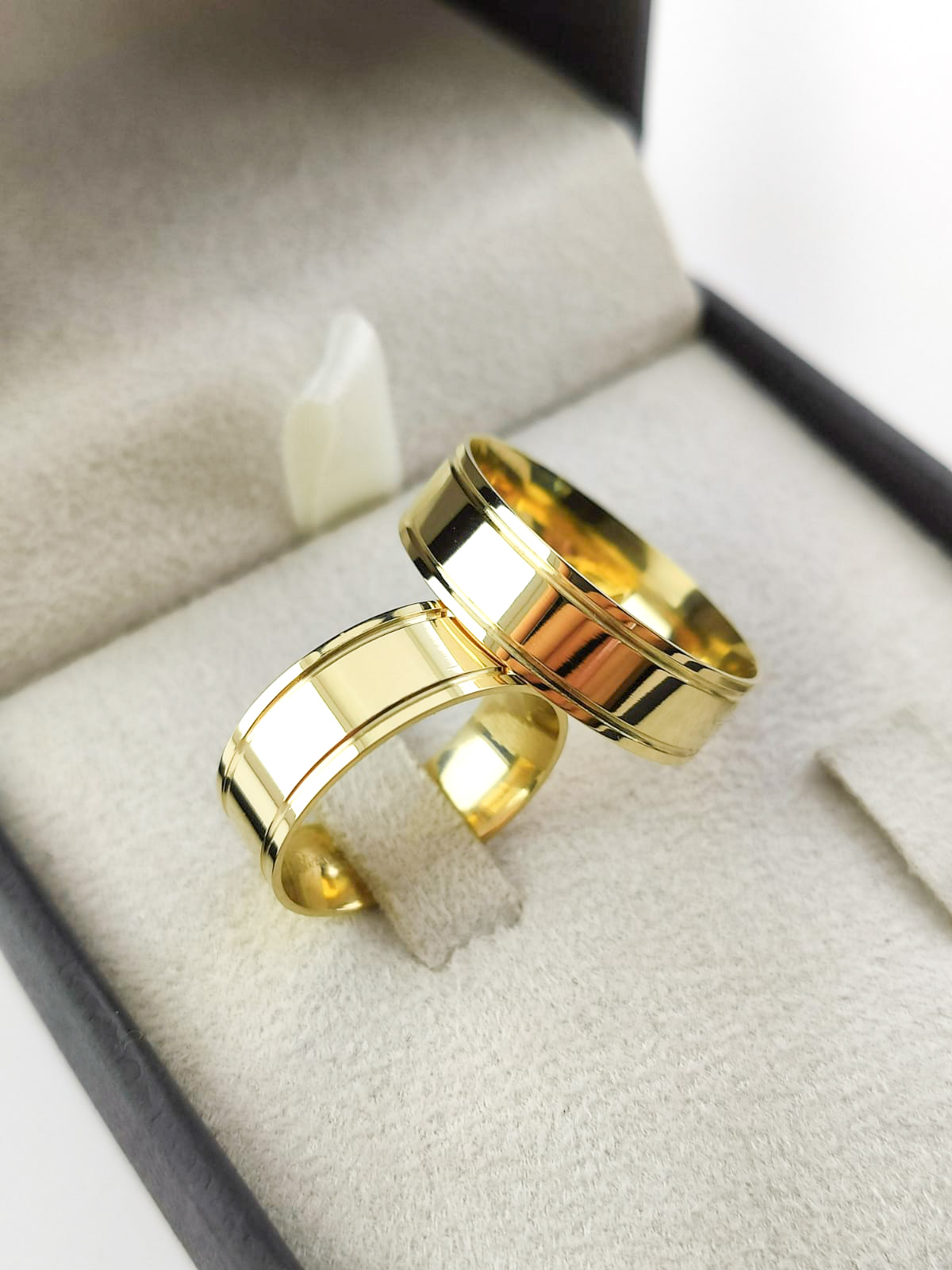 Aliança ouro 18k, 6mm, 10g