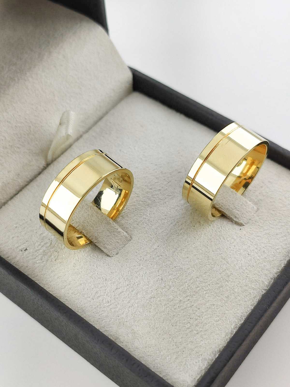 Aliança ouro 18k, 6mm, 10g