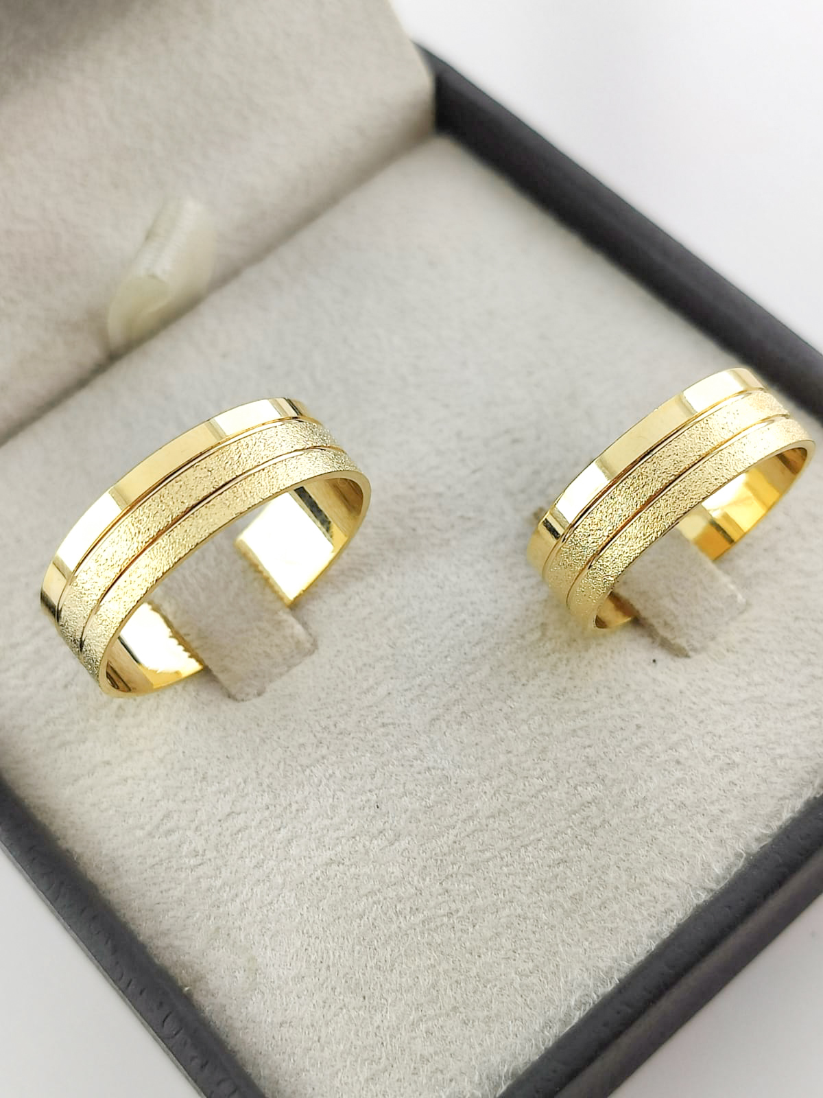 Aliança ouro 18k, 6mm, 10g
