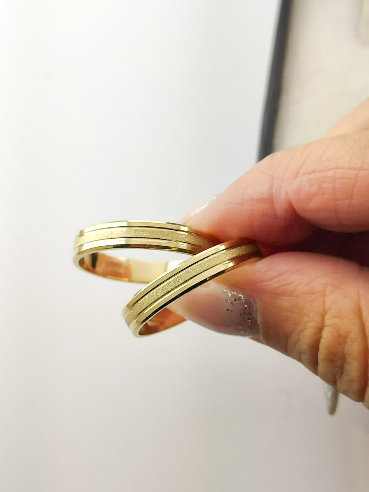 Aliança ouro 18k, 4mm, 7g