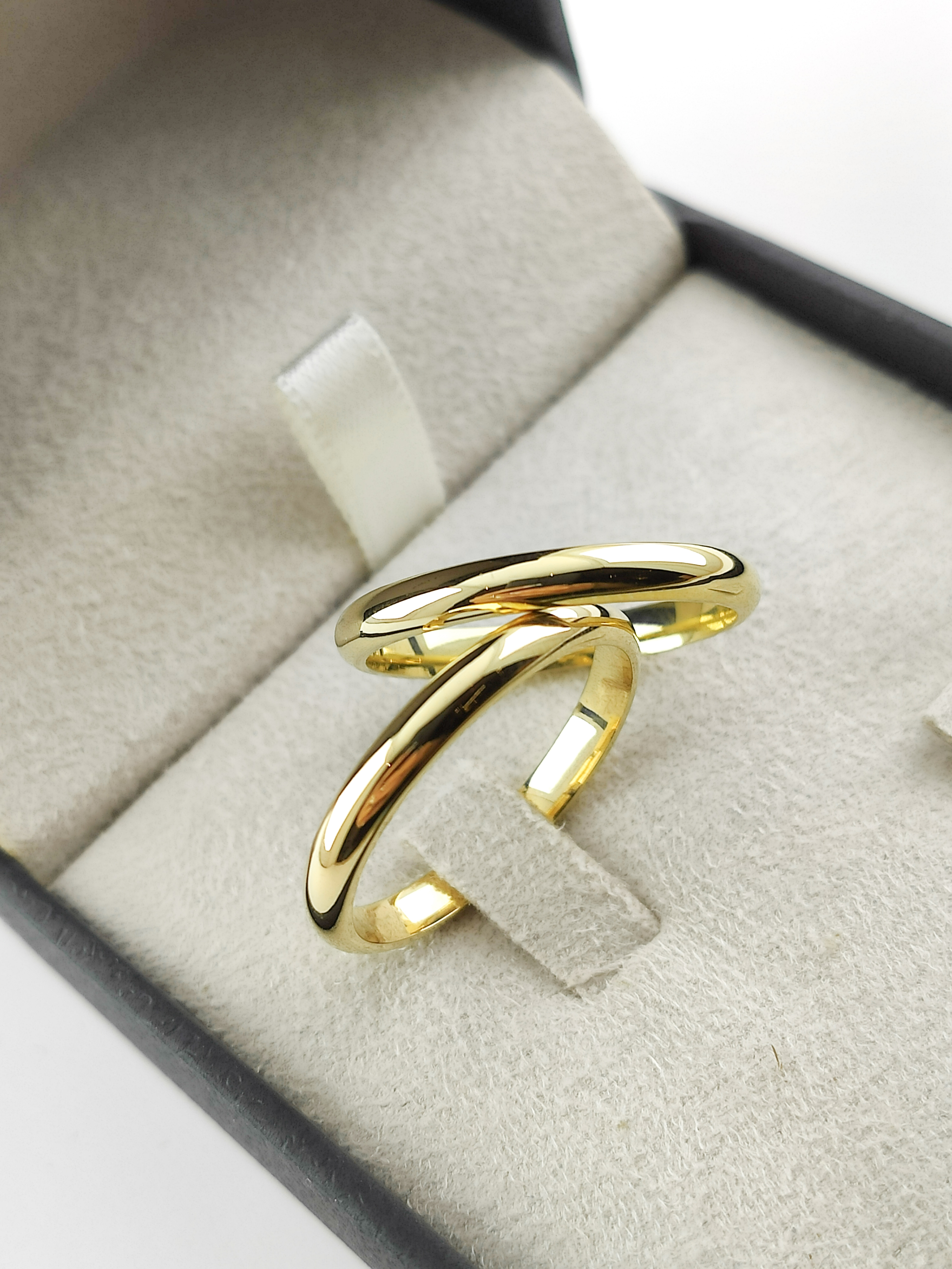 Aliança ouro 18k, 3mm, 9g