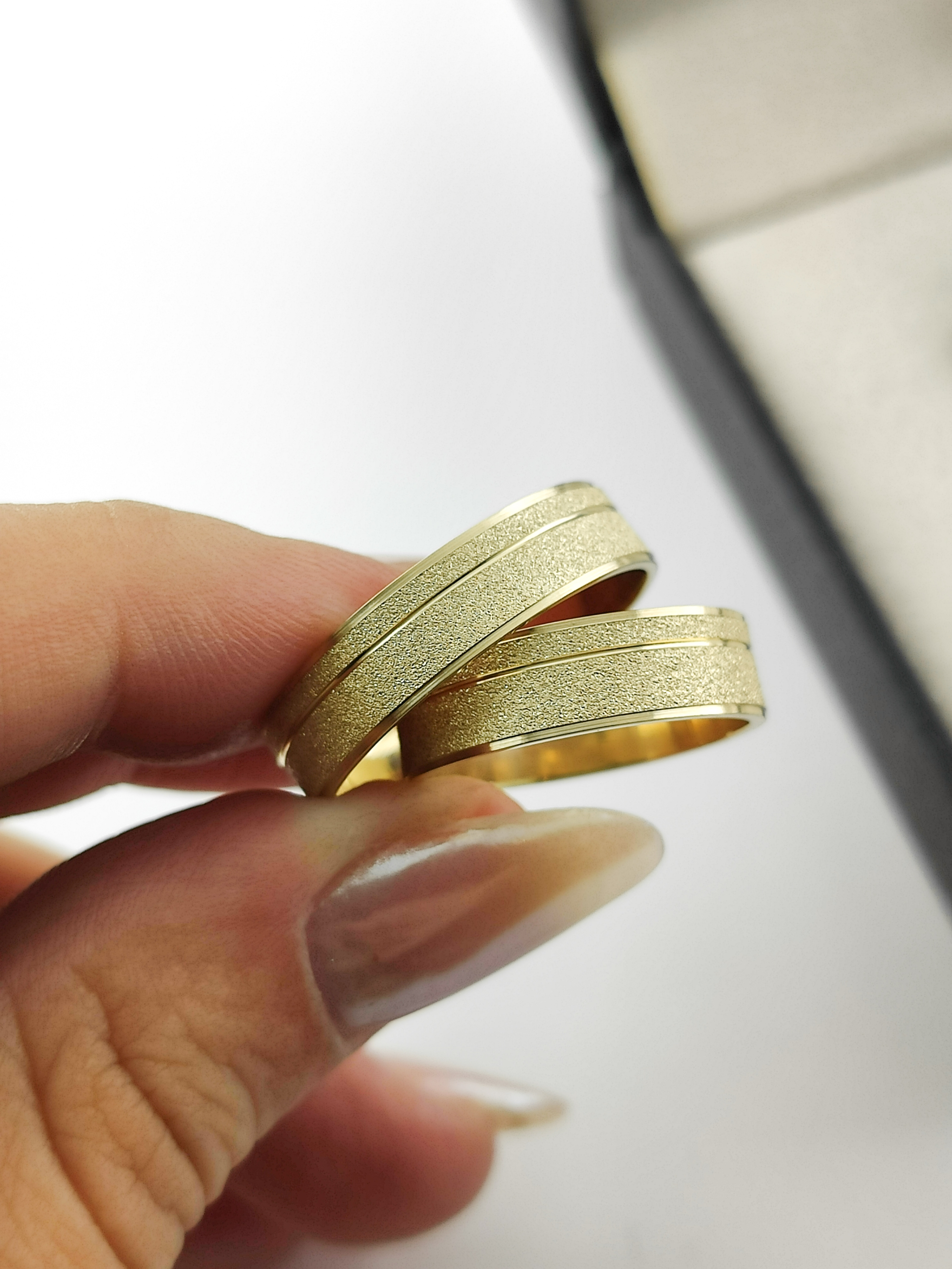 Aliança ouro 18k, 5mm, 7g