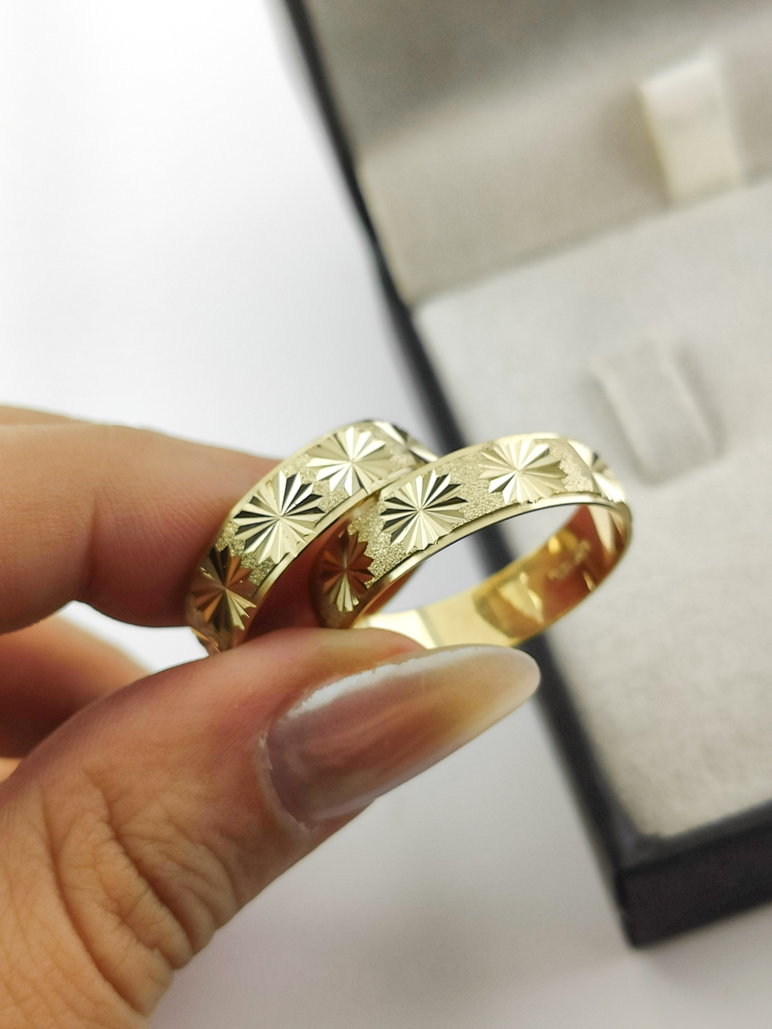 Aliança ouro 18k, 5mm, 8g