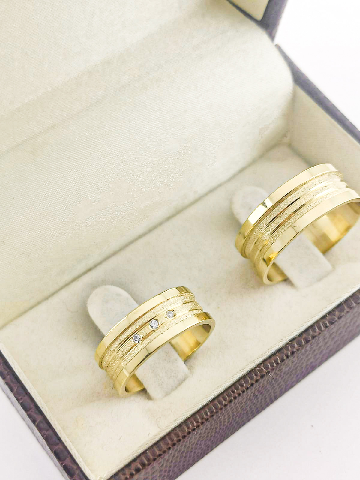 Aliança ouro 18k, 7mm, 12g